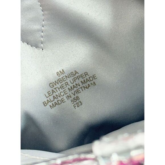 GUESS Boots Size 6 Silver Leather Upper Fashion Boot Stiletto Heel Mid Calf - Picture 9 of 10